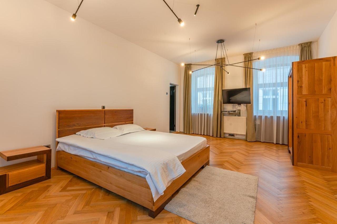 Premium Suites Postavarului Brasov Luaran gambar