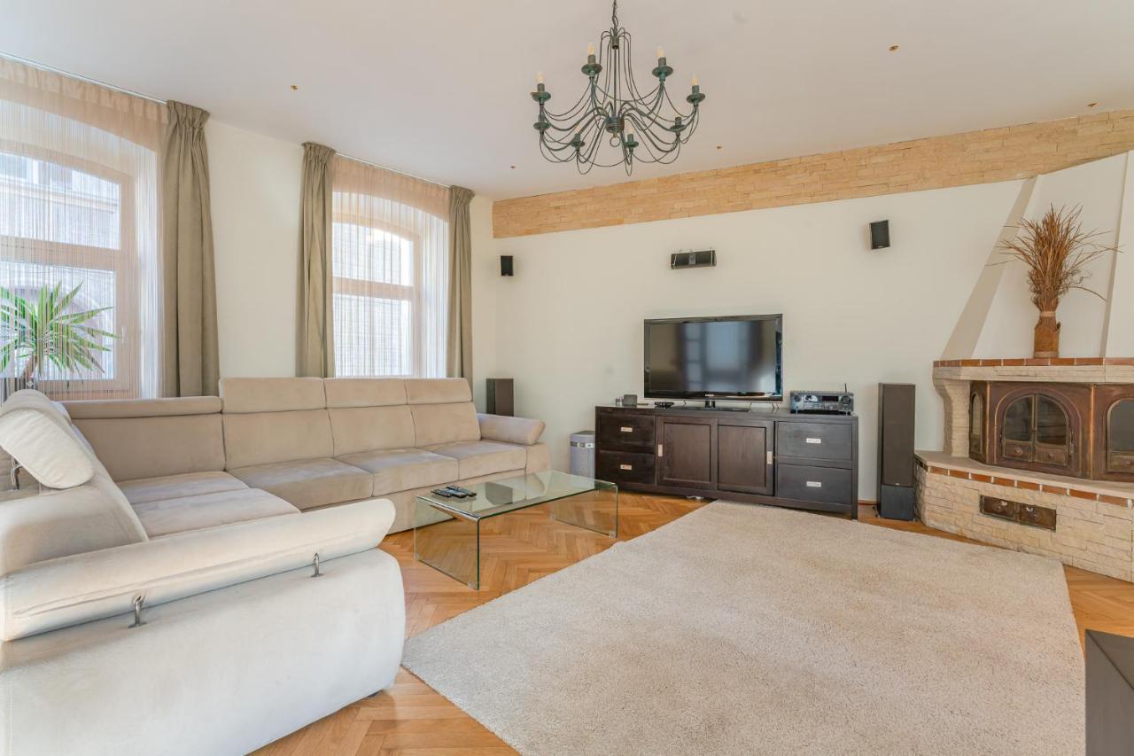 Premium Suites Postavarului Brasov Luaran gambar