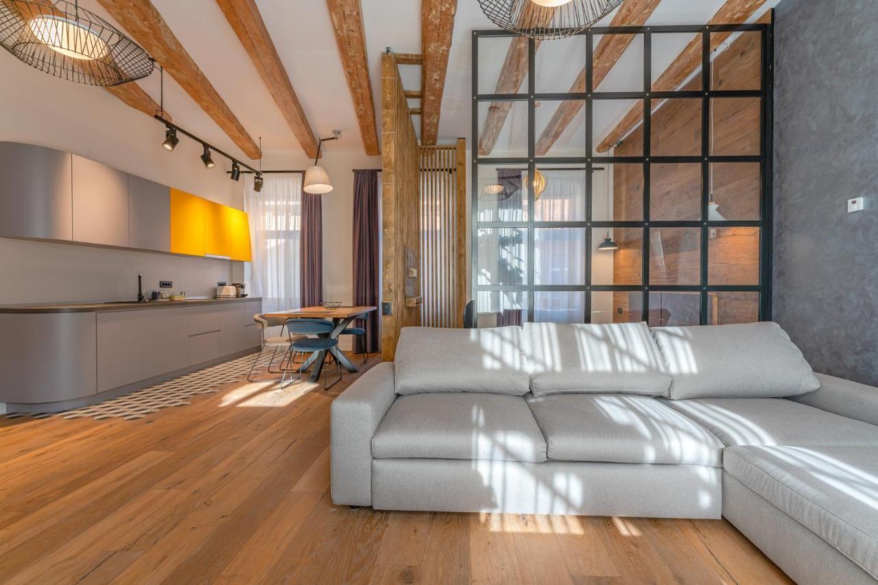 Premium Suites Postavarului Brasov Luaran gambar